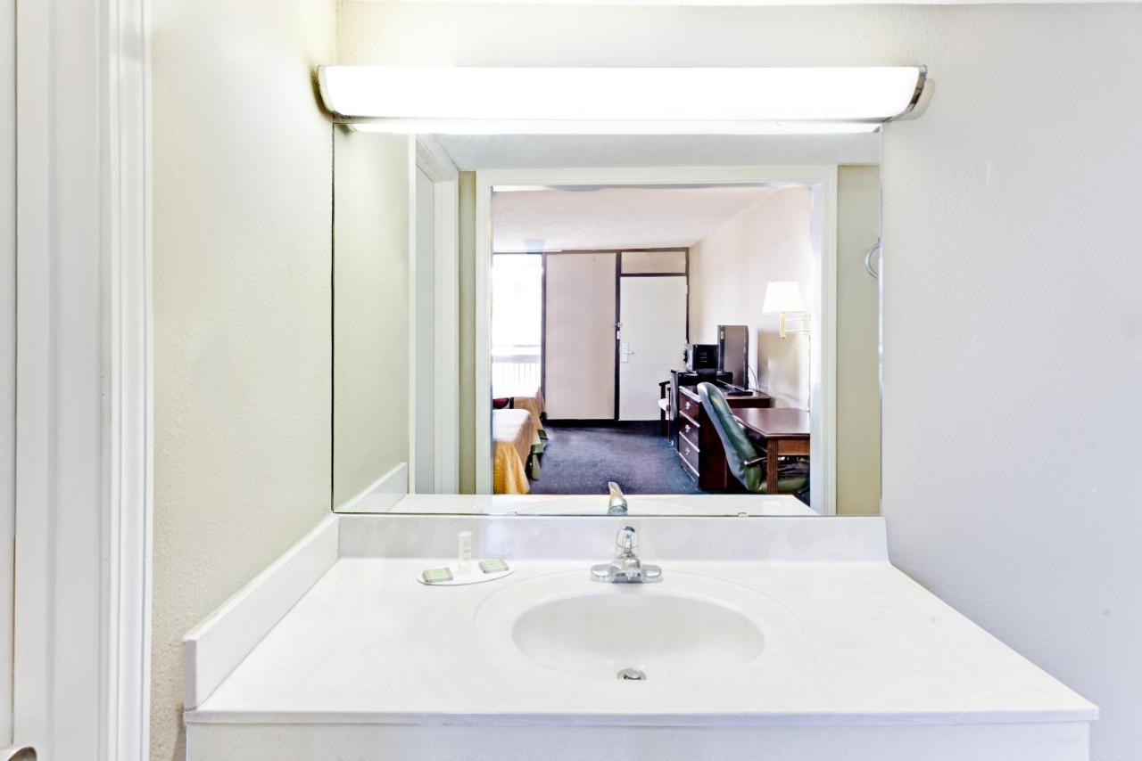Super Inn & Suites Carrollton Luaran gambar